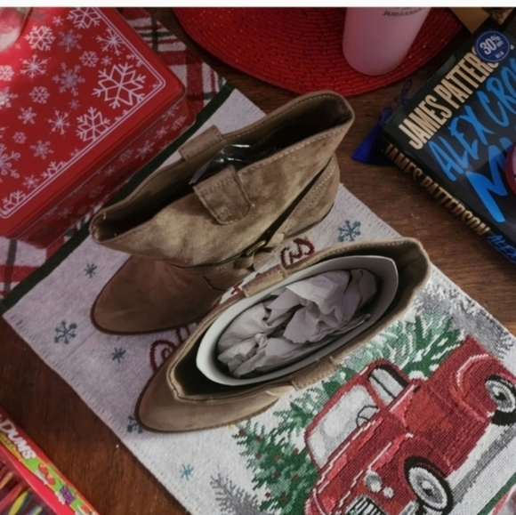 🍁🍂Nwt Justfab size 10 heeled boots - Picture 4 of 5